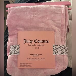 Juicy Couture: Pink Blanket🩷